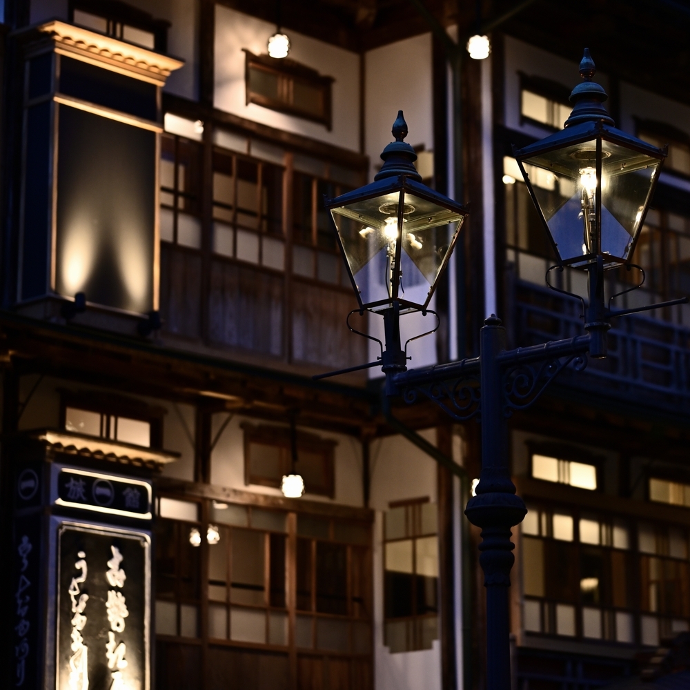 レトロな灯は何故か懐かしさを醸し出して