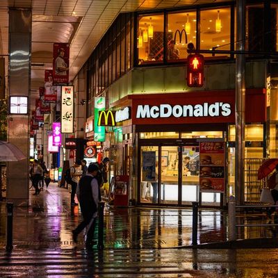 降りしきる雨の青葉通